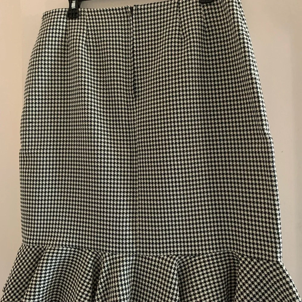 Gingham Chic Black and White Checkered Midi Skirt.